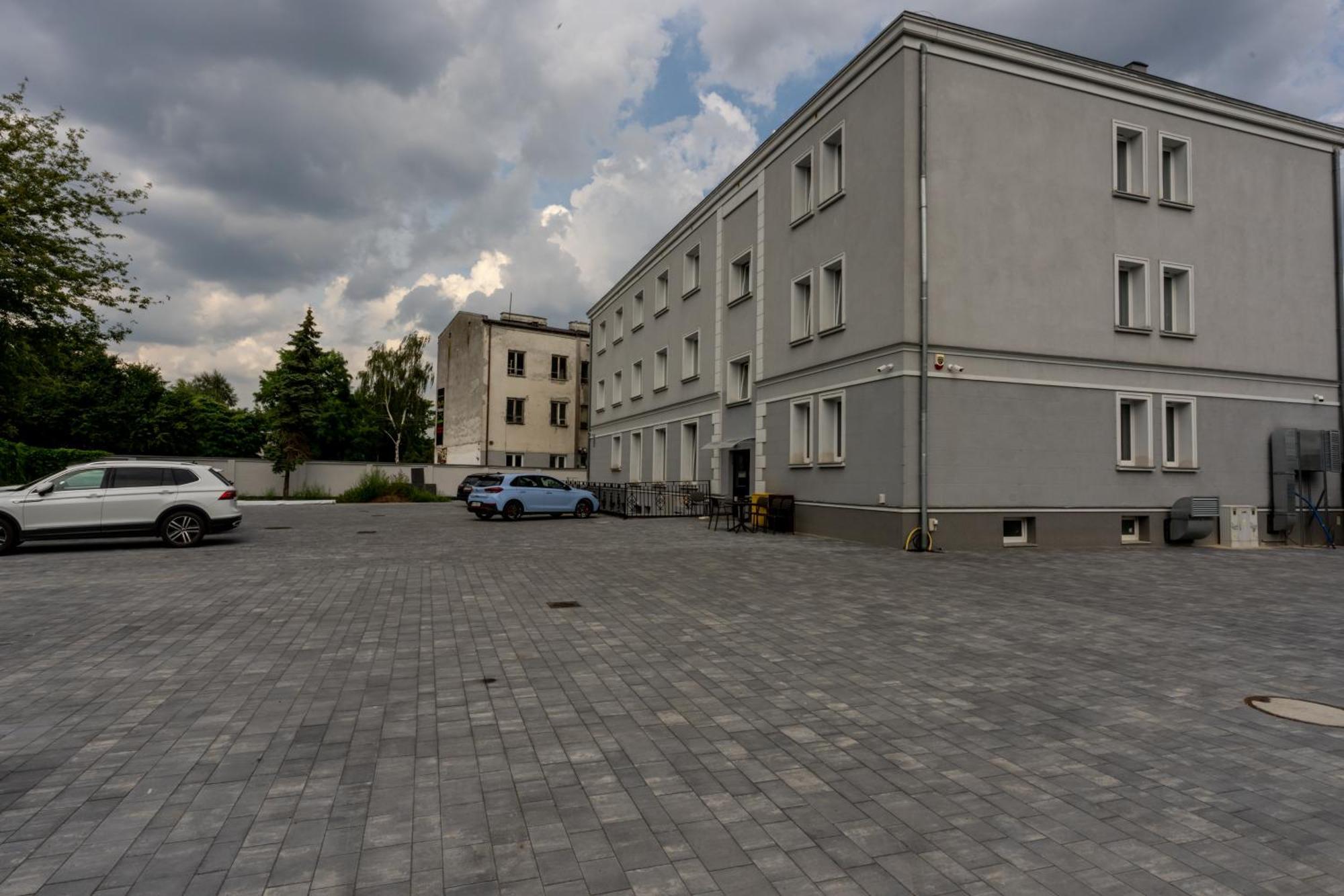 Bed and breakfast Sleep&Fly Okecie Warsaw Airport Extérieur photo